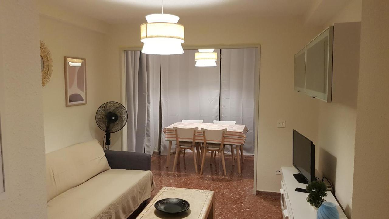 Disponible En Abril-Wifi-3Hab, 6 Pers, -Piscina, Aire Acondi-Parking Opcionable Extra Apartment Benidorm Exterior photo