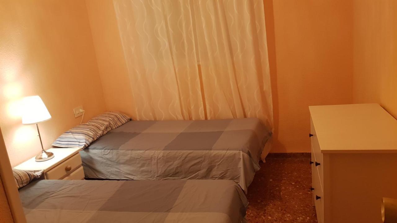 Disponible En Abril-Wifi-3Hab, 6 Pers, -Piscina, Aire Acondi-Parking Opcionable Extra Apartment Benidorm Exterior photo