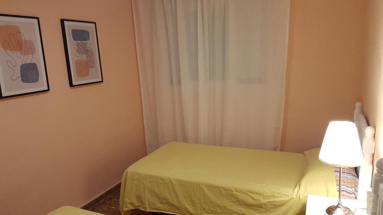 Disponible En Abril-Wifi-3Hab, 6 Pers, -Piscina, Aire Acondi-Parking Opcionable Extra Apartment Benidorm Exterior photo